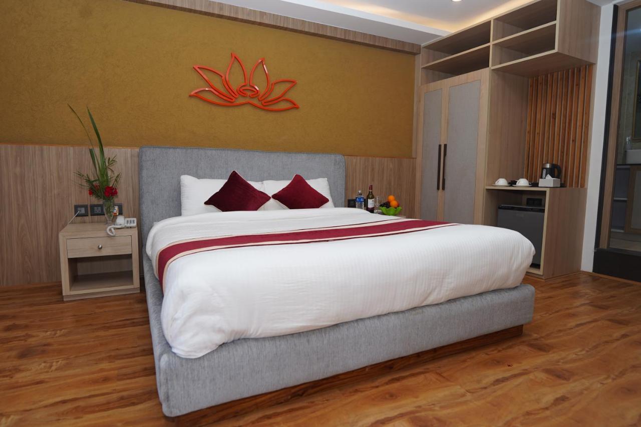 Lotus Club Boutique Hotel Kathmandu Bagian luar foto